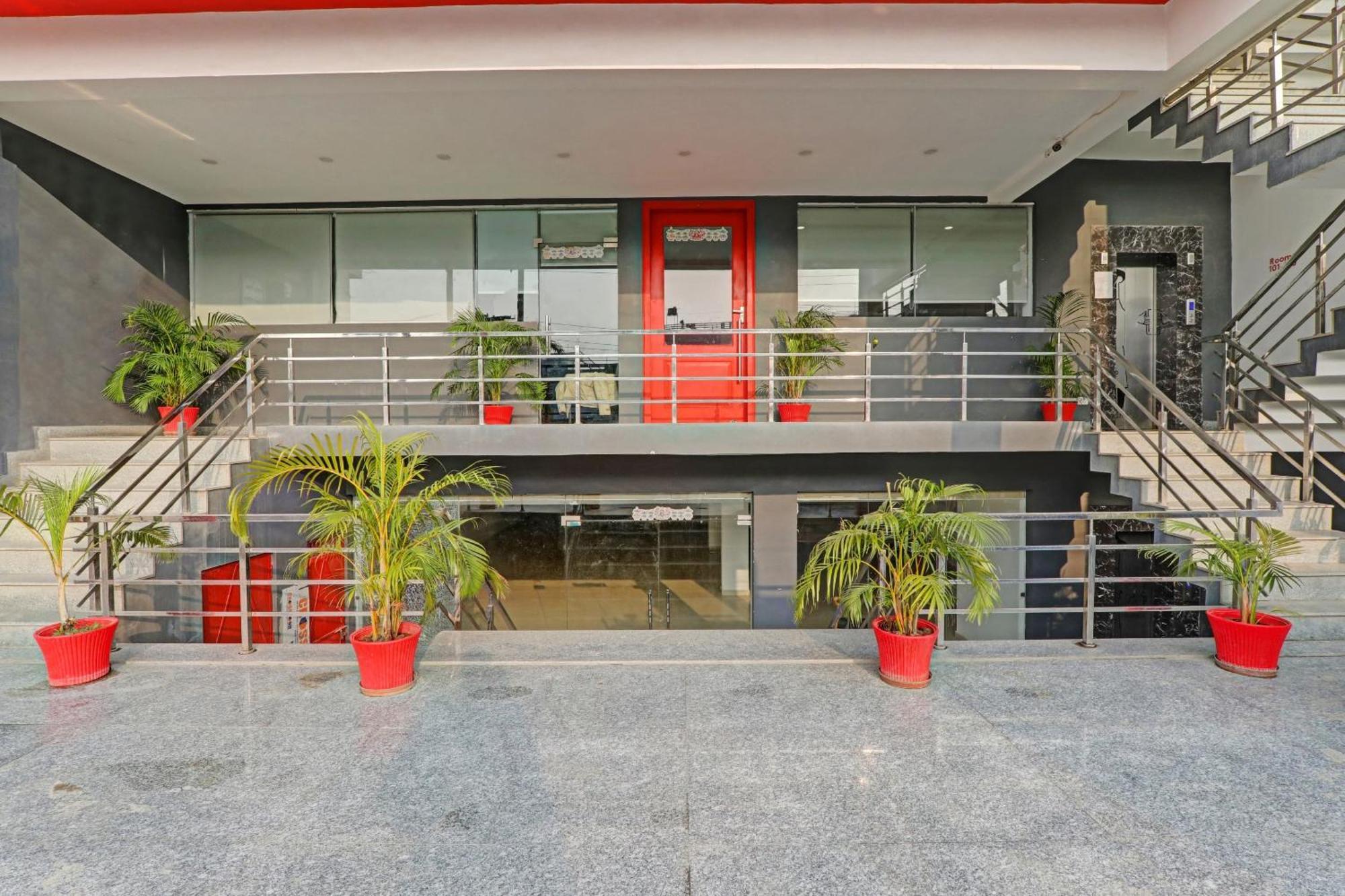 Hotel Townhouse The Shubham Bijnaur Zewnętrze zdjęcie